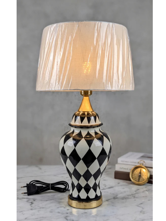 Monochrome Harlequin Diamond Ceramic Lamp